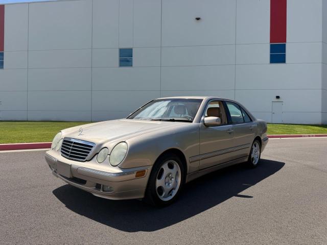 70361856 :رقم المزاد ، WDBJF70J7YB018627 vin ، 2000 Mercedes-benz E مزاد بيع