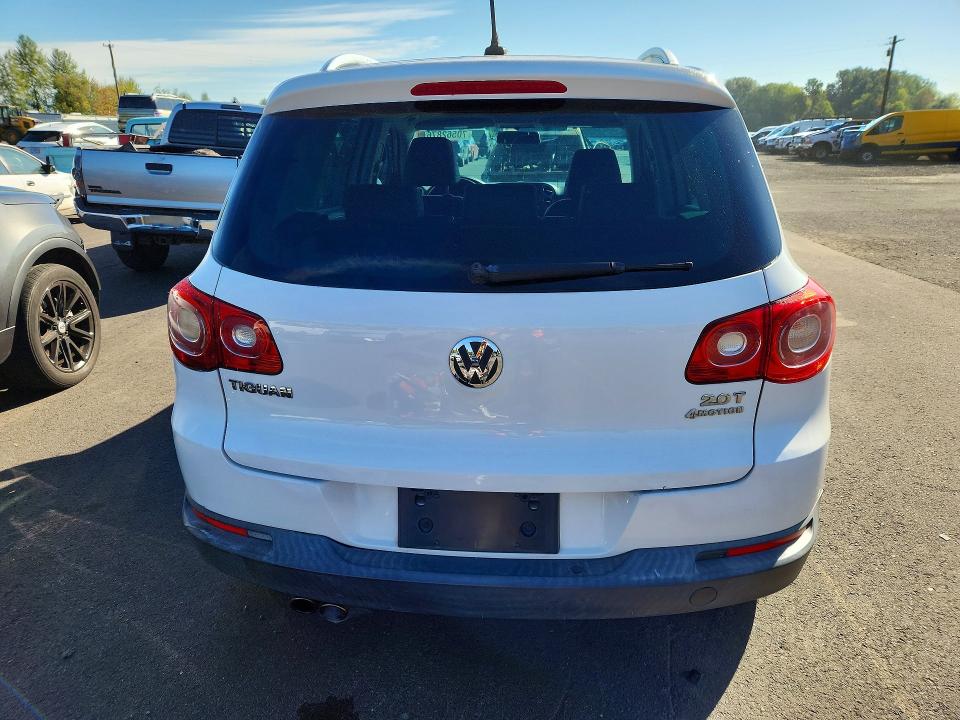 70562876 :رقم المزاد ، WVGBV7AX1BW518788 vin ، 2011 Volkswagen Tiguan مزاد بيع