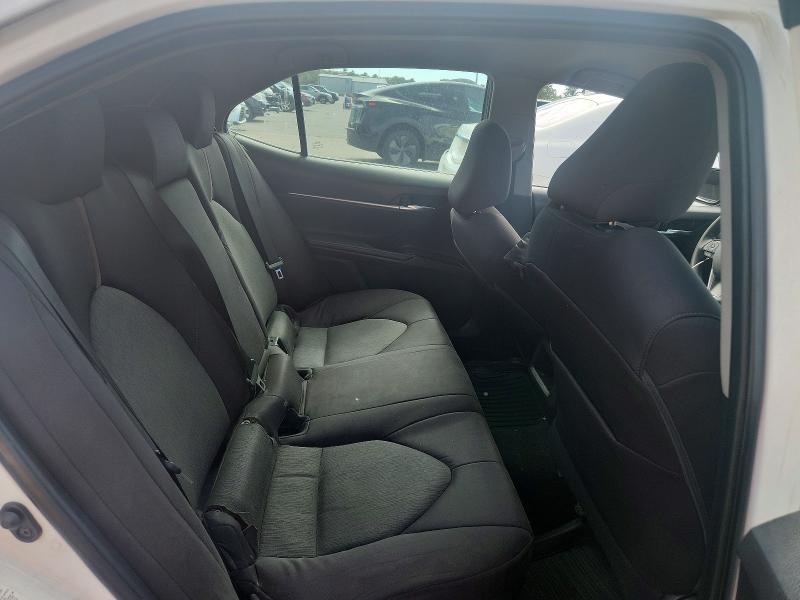 Продажа на аукционе авто 2018 Toyota Camry, vin: 4T1B11HK7JU590513, номер лота: 69404676