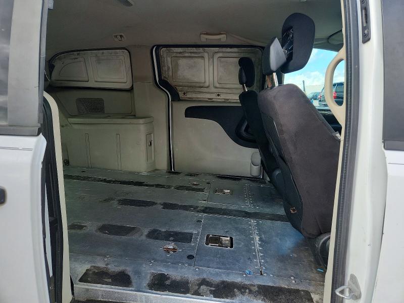 67353496 :رقم المزاد ، 2C4RRGAG8ER104475 vin ، 2014 Ram Tradesman مزاد بيع