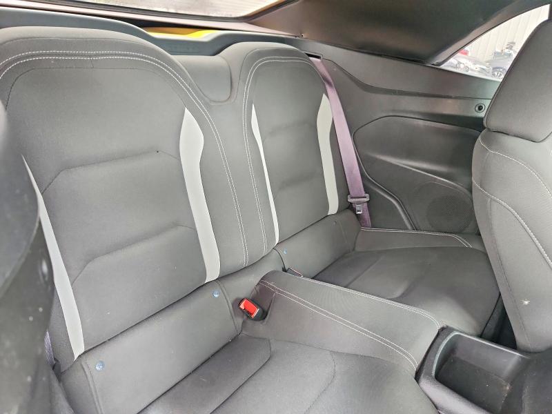 67832546 :رقم المزاد ، 1G1FF3D73H0140940 vin ، 2017 Chevrolet Camaro مزاد بيع