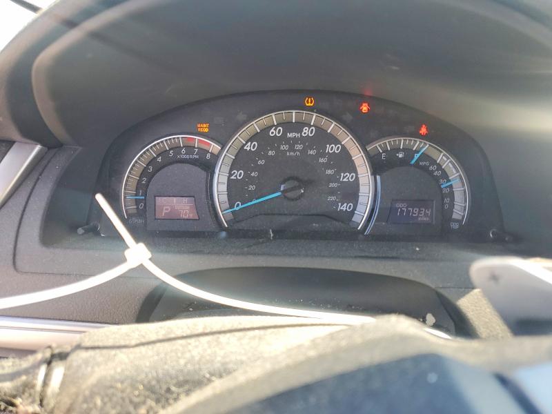 68711106 :رقم المزاد ، 4T1BF1FK6CU198355 vin ، 2012 Toyota Camry مزاد بيع