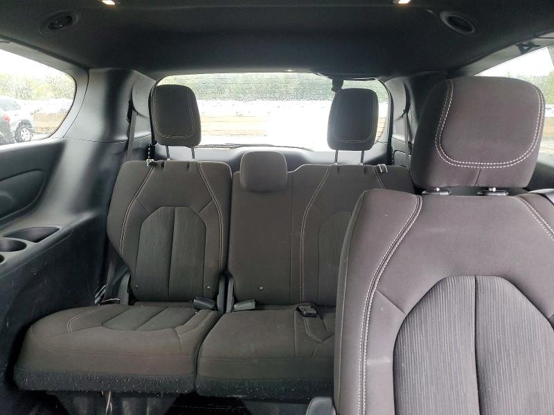 70831916 :رقم المزاد ، 2C4RC1FG3JR237193 vin ، 2018 Chrysler Pacifica مزاد بيع