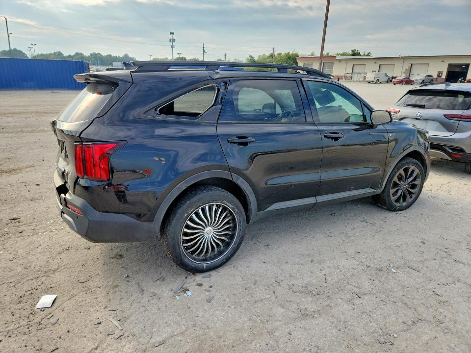 Продажа на аукционе авто 2022 Kia Sorento, vin: 5XYRKDLF4NG090652, номер лота: 68043016