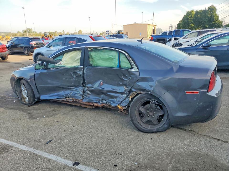 68002086 :رقم المزاد ، 1G1ZB5E17BF102291 vin ، 2011 Chevrolet Malibu مزاد بيع