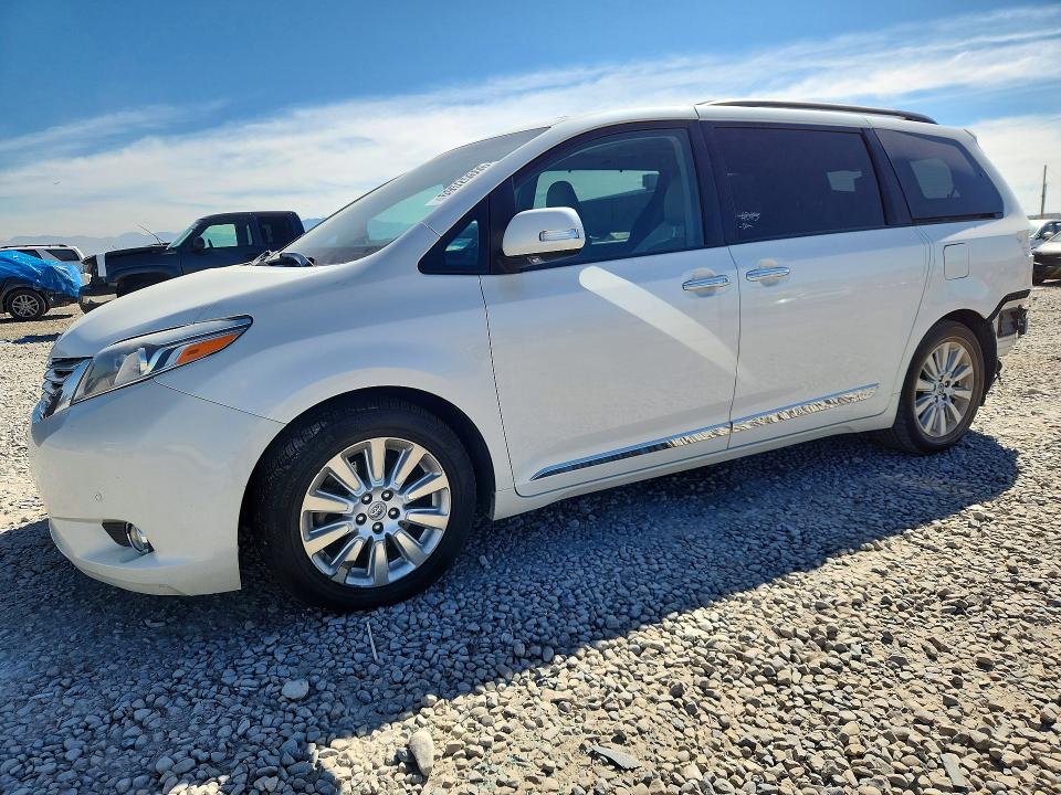 Продажа на аукционе авто 2016 Toyota Sienna, vin: 5TDYK3DC0GS697129, номер лота: 69525606