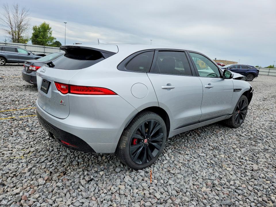 2017 Jaguar F-pace მანქანა იყიდება აუქციონზე, vin: SADCM2BV8HA060625, აუქციონის ნომერი: 69516486