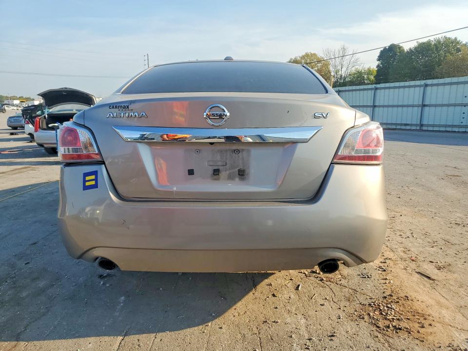 2015 Nissan Altima მანქანა იყიდება აუქციონზე, vin: 1N4AL3AP5FC292637, აუქციონის ნომერი: 68086996