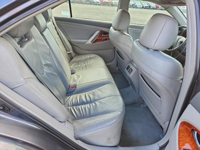 2010 Toyota Camry მანქანა იყიდება აუქციონზე, vin: 4T4BF3EK4AR051628, აუქციონის ნომერი: 70101076