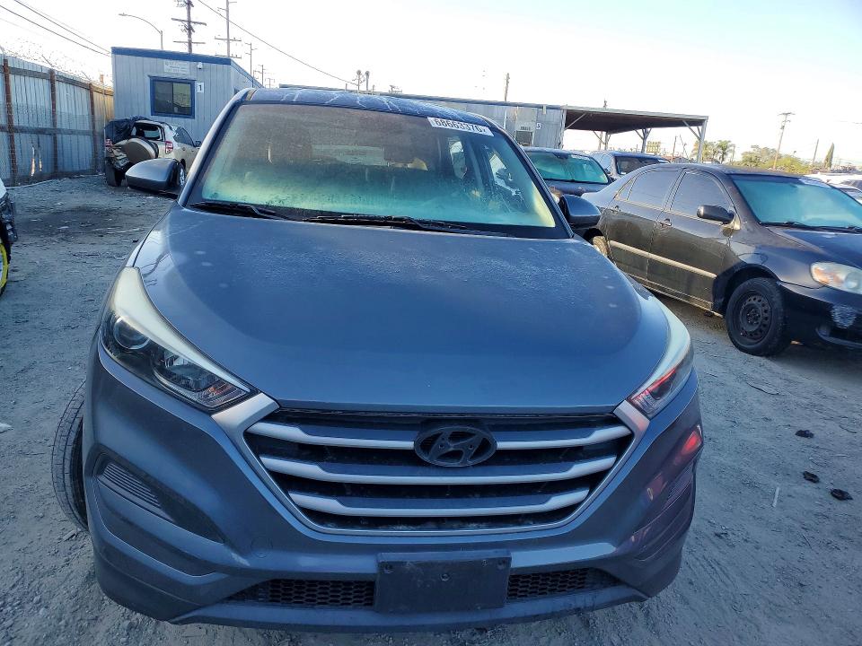 2017 Hyundai Tucson მანქანა იყიდება აუქციონზე, vin: KM8J23A45HU550098, აუქციონის ნომერი: 68663376