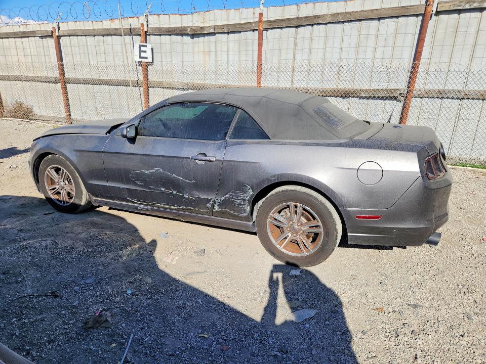 Продажа на аукционе авто 2013 Ford Mustang, vin: 1ZVBP8EM6D5233739, номер лота: 70798106