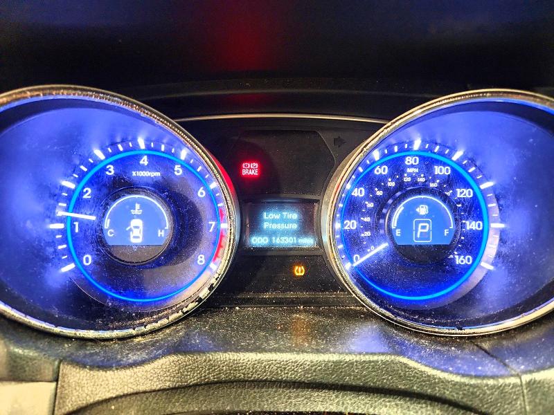 2014 Hyundai Sonata მანქანა იყიდება აუქციონზე, vin: 5NPEB4AC1EH946585, აუქციონის ნომერი: 68606576