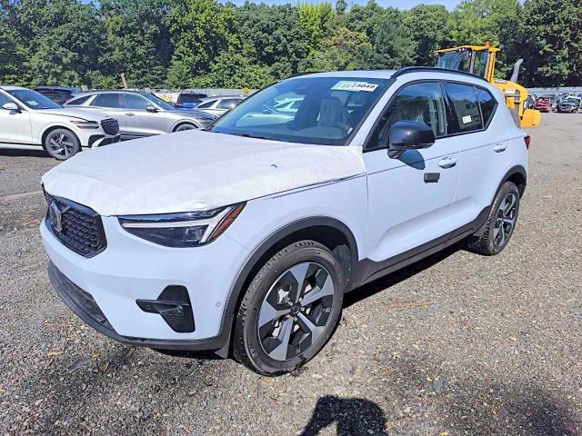 67752336 :رقم المزاد ، YV4L12UC7T2820415 vin ، 2026 Volvo Xc40 مزاد بيع