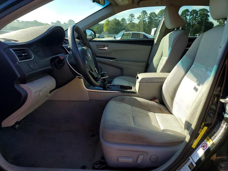 70607846 :رقم المزاد ، 4T4BF1FK8FR512615 vin ، 2015 Toyota Camry مزاد بيع