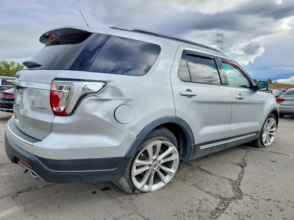 70713876 :رقم المزاد ، 1FM5K8D81JGB77448 vin ، 2018 Ford Explorer مزاد بيع