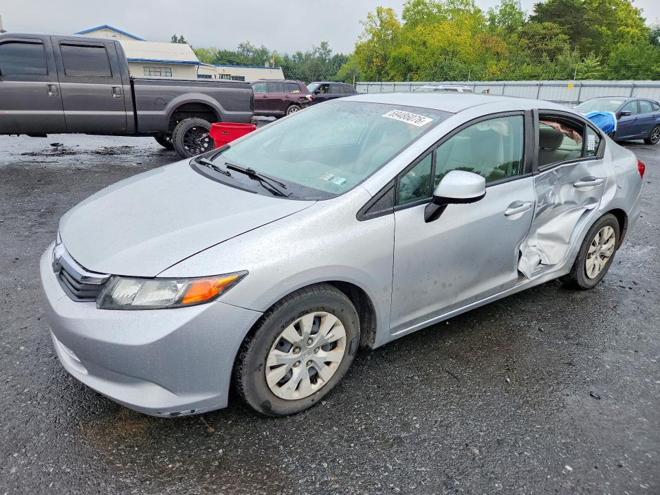 Auction sale of the 2012 Honda Civic, vin: 2HGFB2F56CH611462, lot number: 69486076