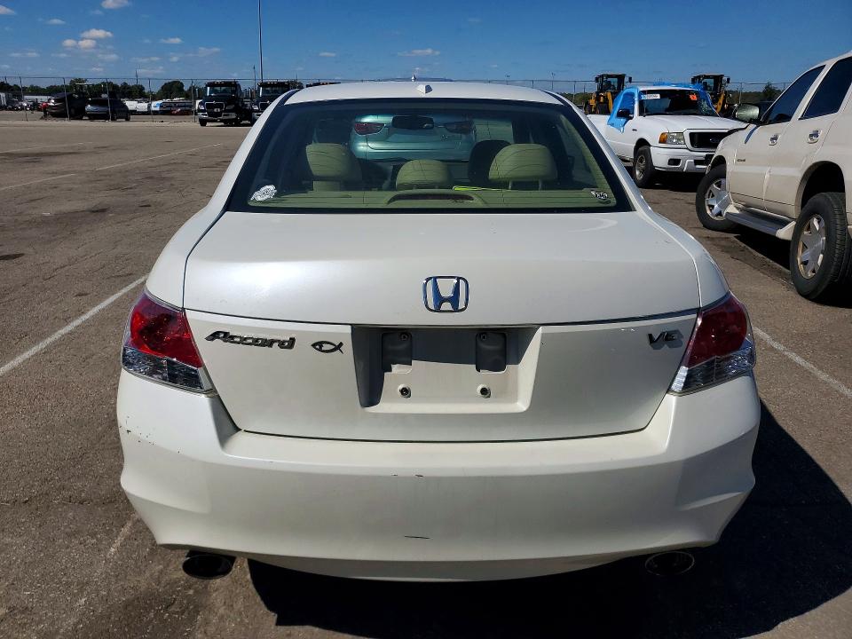 Продажа на аукционе авто 2010 Honda Accord, vin: 1HGCP3F81AA030483, номер лота: 70877896