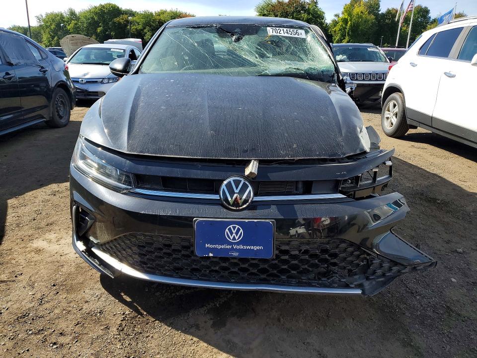 Продажа на аукционе авто 2026 Volkswagen Jetta, vin: 3VW5W7BU5TM002130, номер лота: 70214556