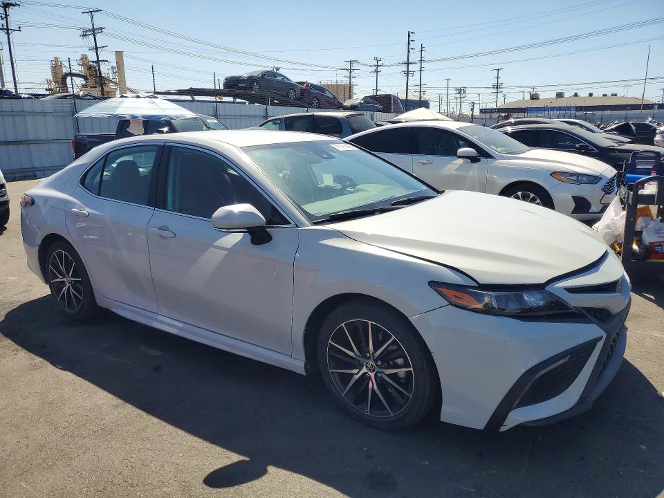 Продаж на аукціоні авто 2024 Toyota Camry, vin: 4T1G11AK1RU263066, номер лоту: 71191446