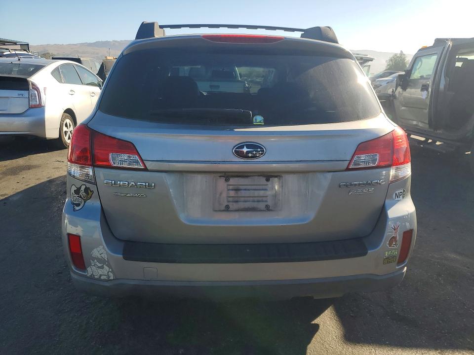 2010 Subaru Outback მანქანა იყიდება აუქციონზე, vin: 4S4BRBKCXA3362432, აუქციონის ნომერი: 71018206