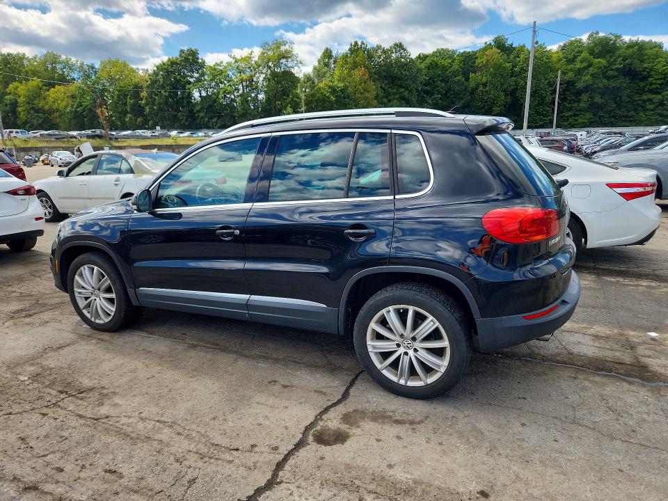 Auction sale of the 2012 Volkswagen Tiguan, vin: WVGAV7AX1CW524233, lot number: 69712796