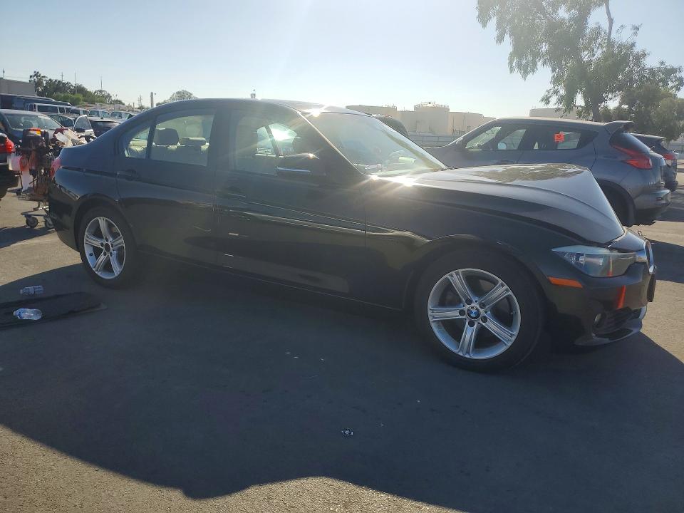 2015 Bmw 328 მანქანა იყიდება აუქციონზე, vin: WBA3C1C56FP851783, აუქციონის ნომერი: 69516546