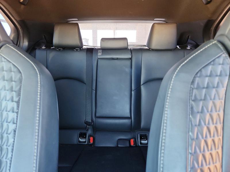 Auction sale of the 2022 Lexus Ux 200, vin: JTHX3JBH1N2046400, lot number: 70569646
