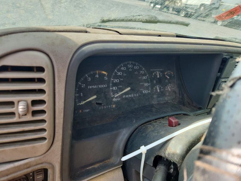 68272286 :رقم المزاد ، 2GCEC19Z6S1177177 vin ، 1995 Chevrolet Gmt-400 مزاد بيع