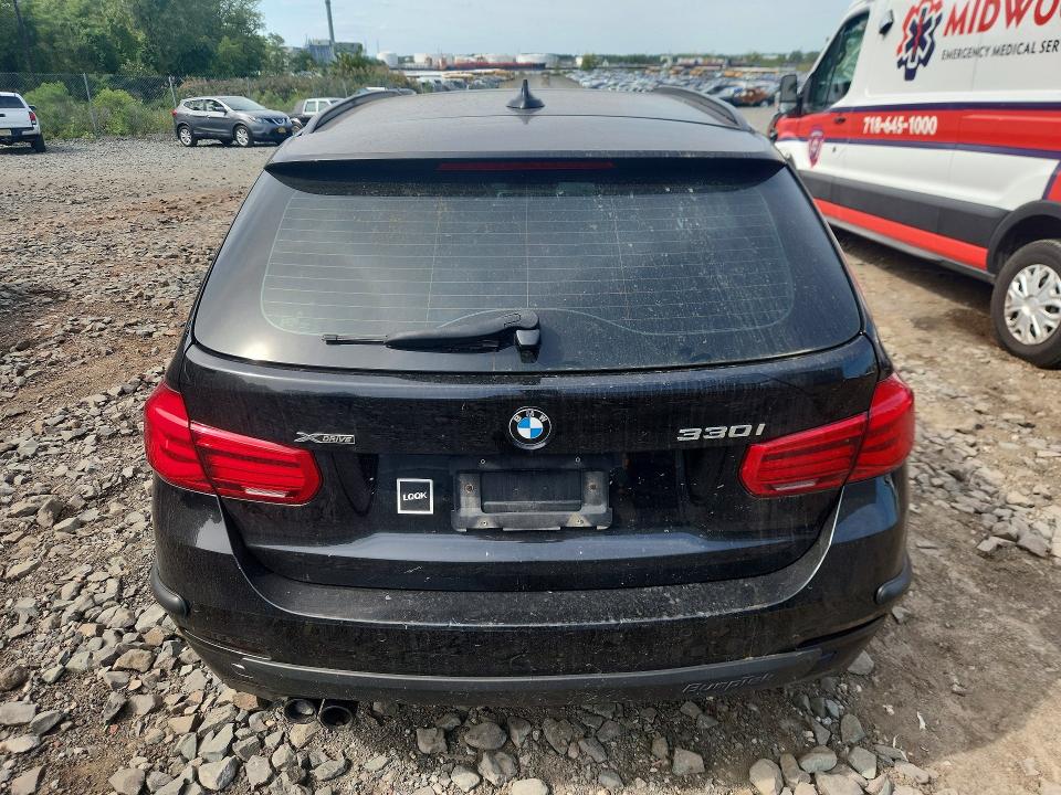 2018 Bmw 330 მანქანა იყიდება აუქციონზე, vin: WBA8K3C57JA368982, აუქციონის ნომერი: 67915596