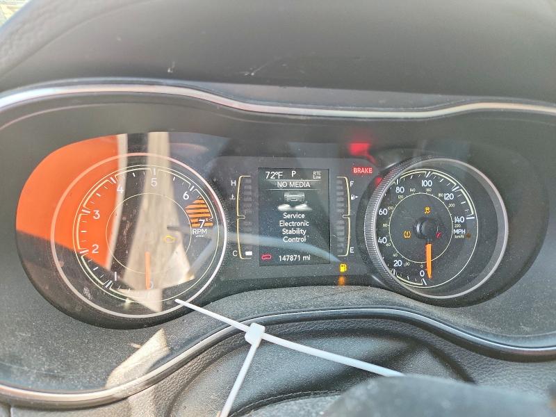 68843436 :رقم المزاد ، 1C4PJMLB4KD423773 vin ، 2019 Jeep Cherokee مزاد بيع