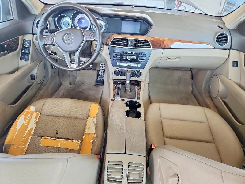 Продаж на аукціоні авто 2014 Mercedes-benz C, vin: WDDGF4HBXER313379, номер лоту: 69818676