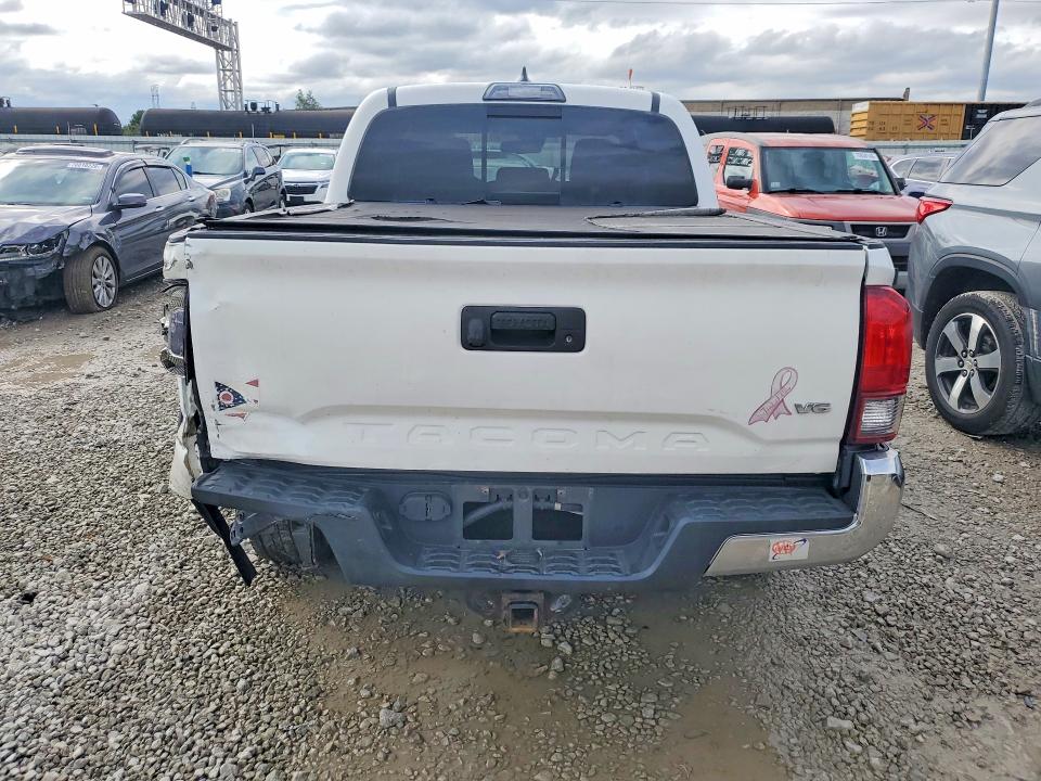 70136156 :رقم المزاد ، 3TMCZ5AN0JM123631 vin ، 2018 Toyota Tacoma مزاد بيع
