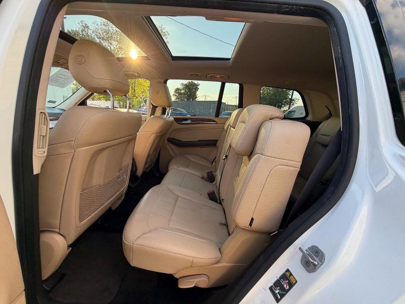 Продаж на аукціоні авто 2017 Mercedes-benz Gls, vin: 4JGDF6EE0HA798234, номер лоту: 70028666