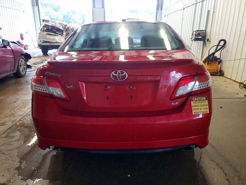69583946 :رقم المزاد ، 4T1BF3EK7BU665570 vin ، 2011 Toyota Camry مزاد بيع