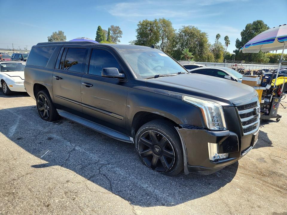 Продажа на аукционе авто 2015 Cadillac Escalade, vin: 1GYS3HKJ8FR224099, номер лота: 70747816