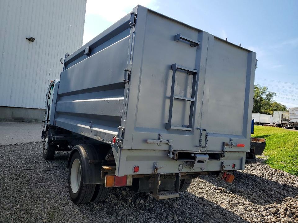 68673106 :رقم المزاد ، 54DC4W1B6HS808224 vin ، 2017 Isuzu Npr Hd مزاد بيع