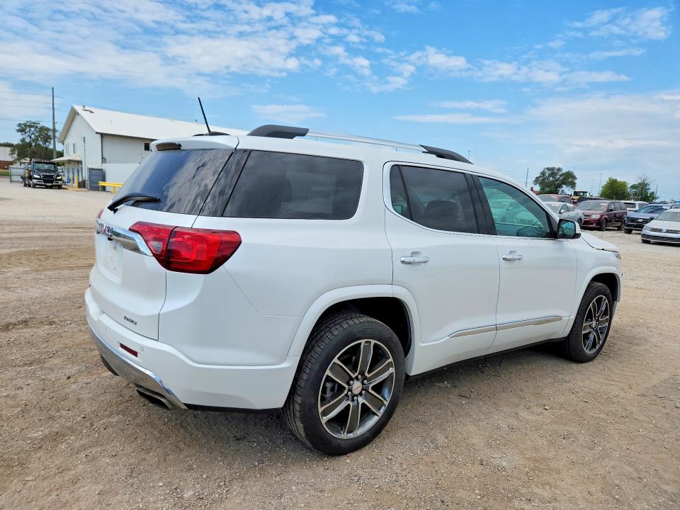 67490546 :رقم المزاد ، 1GKKNXLS9HZ286250 vin ، 2017 Gmc Acadia مزاد بيع