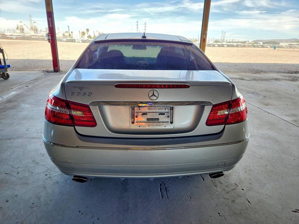 68442236 :رقم المزاد ، WDDKJ5GB4BF125549 vin ، 2011 Mercedes-benz E مزاد بيع