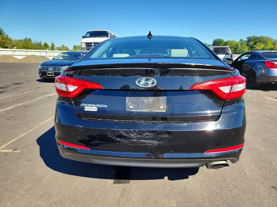 68110066 :رقم المزاد ، 5NPE24AF3FH065205 vin ، 2015 Hyundai Sonata مزاد بيع