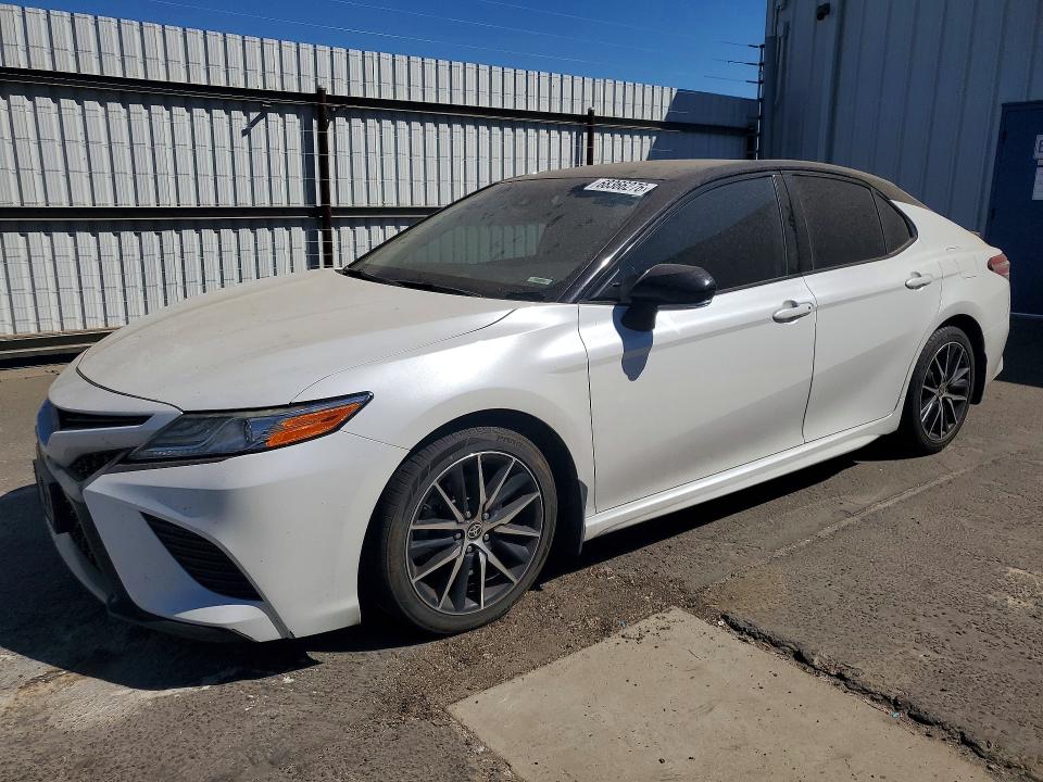 68366276 :رقم المزاد ، 4T1K61AK8LU318213 vin ، 2020 Toyota Camry مزاد بيع