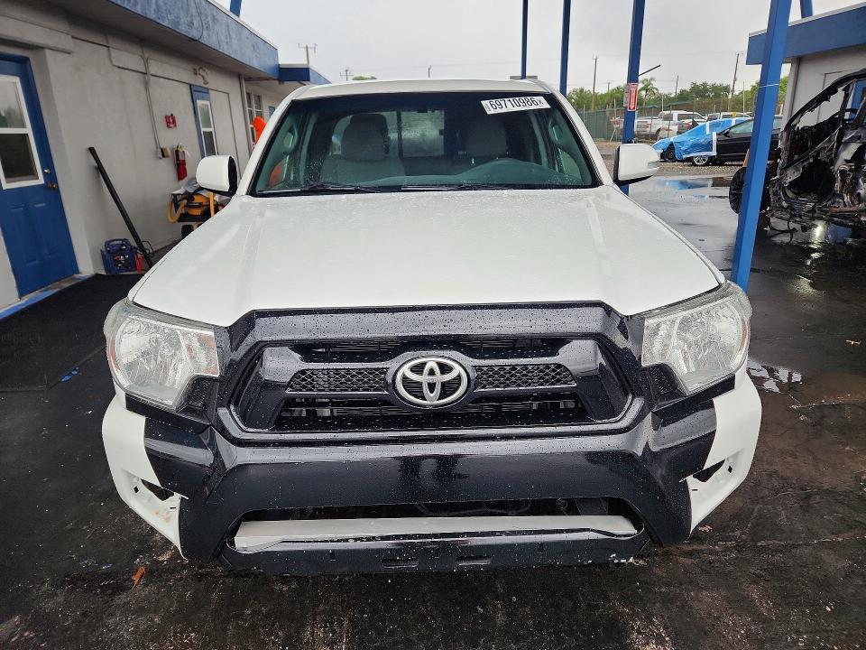 69710986 :رقم المزاد ، 5TFTX4CN8FX056954 vin ، 2015 Toyota Tacoma مزاد بيع