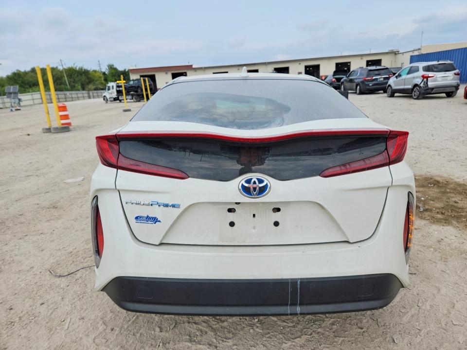 Продаж на аукціоні авто 2020 Toyota Prius Prime, vin: JTDKARFP6L3142029, номер лоту: 68175956