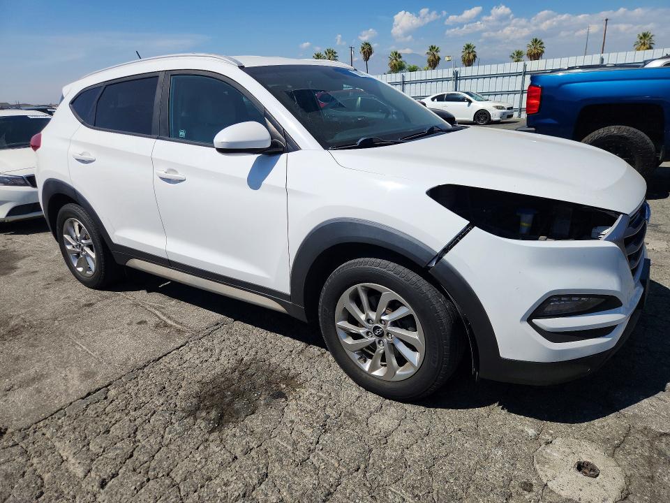 Продажа на аукционе авто 2017 Hyundai Tucson, vin: KM8J3CA49HU388652, номер лота: 70049756