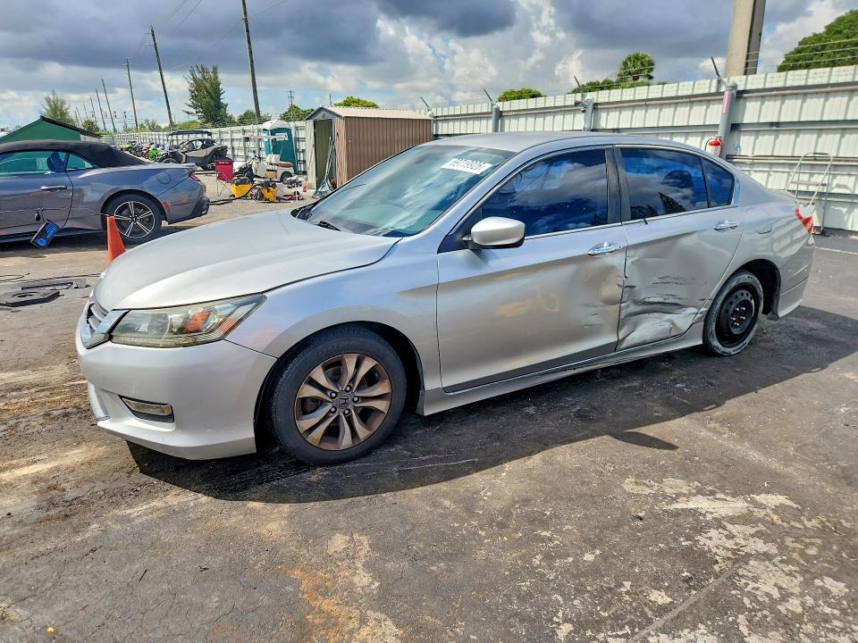 2015 Honda Accord მანქანა იყიდება აუქციონზე, vin: 1HGCR2F32FA102341, აუქციონის ნომერი: 69719926
