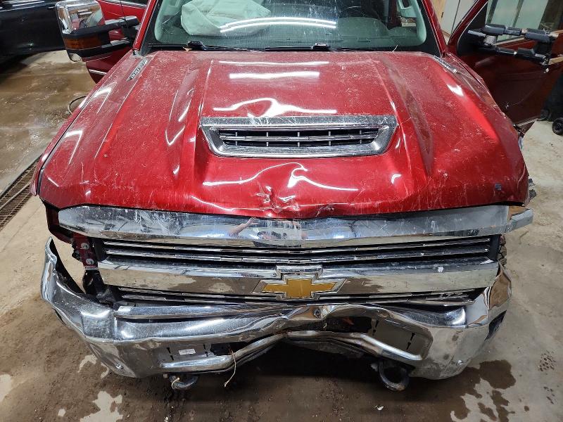 69322286 :رقم المزاد ، 1GC4K0EY3JF239132 vin ، 2018 Chevrolet Silverado مزاد بيع