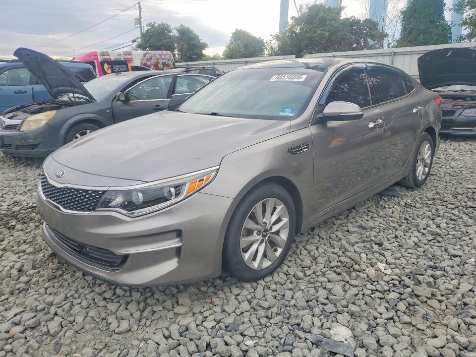 68516006 :رقم المزاد ، 5XXGU4L32GG107219 vin ، 2016 Kia Optima مزاد بيع
