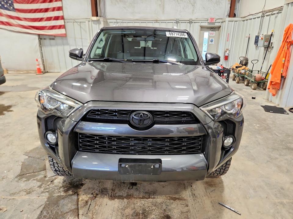 2015 Toyota 4runner მანქანა იყიდება აუქციონზე, vin: JTEBU5JR5F5207398, აუქციონის ნომერი: 69714386