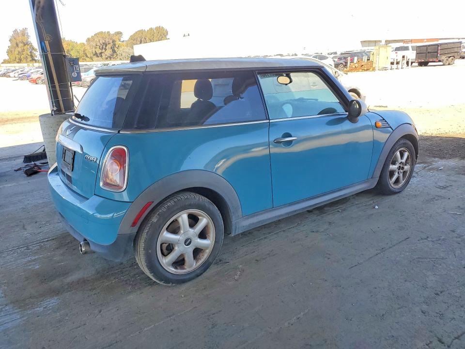 70887196 :رقم المزاد ، WMWMF33578TU67805 vin ، 2008 Mini Cooper مزاد بيع