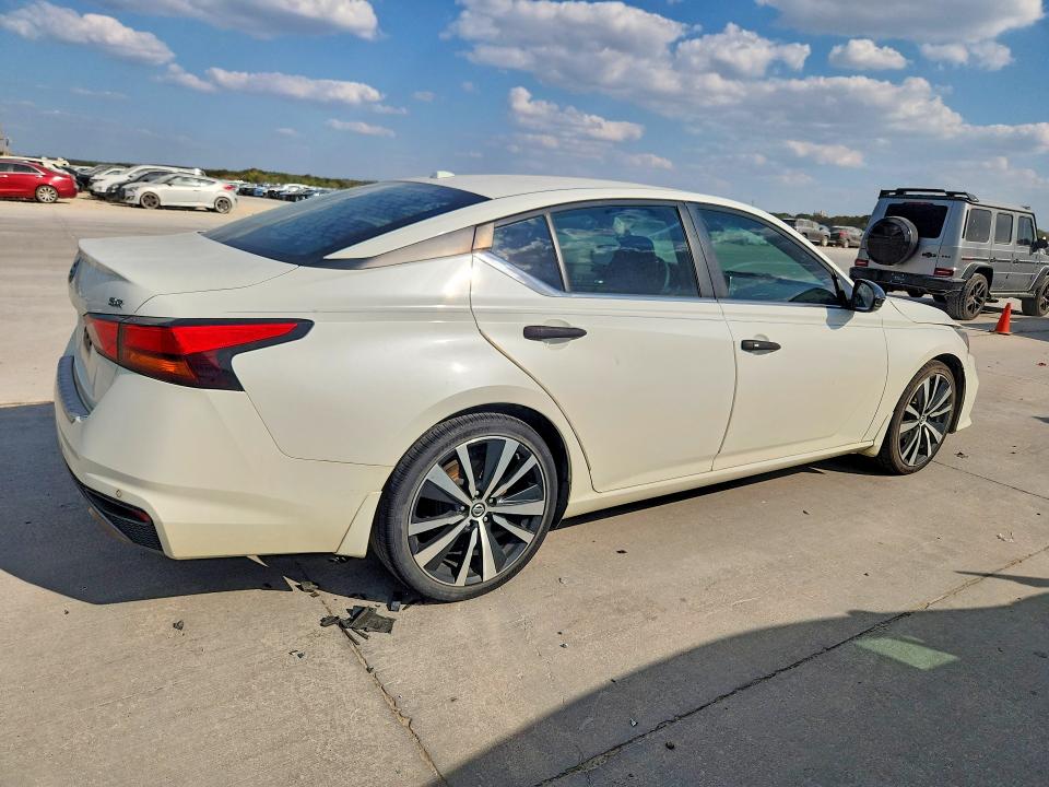 Продажа на аукционе авто 2020 Nissan Altima, vin: 1N4BL4CV3LN312017, номер лота: 69683656
