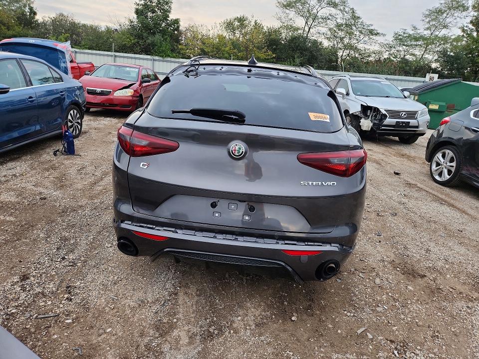 70046916 :رقم المزاد ، ZASPAKBN4N7D47773 vin ، 2022 Alfa Romeo Stelvio مزاد بيع
